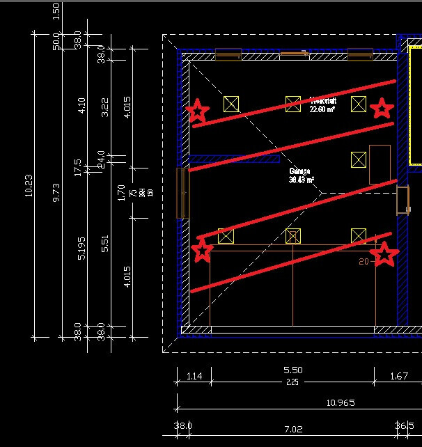 2D-Grundrissplan eines Innenraums mit Abmessungen, Wänden und Türen
