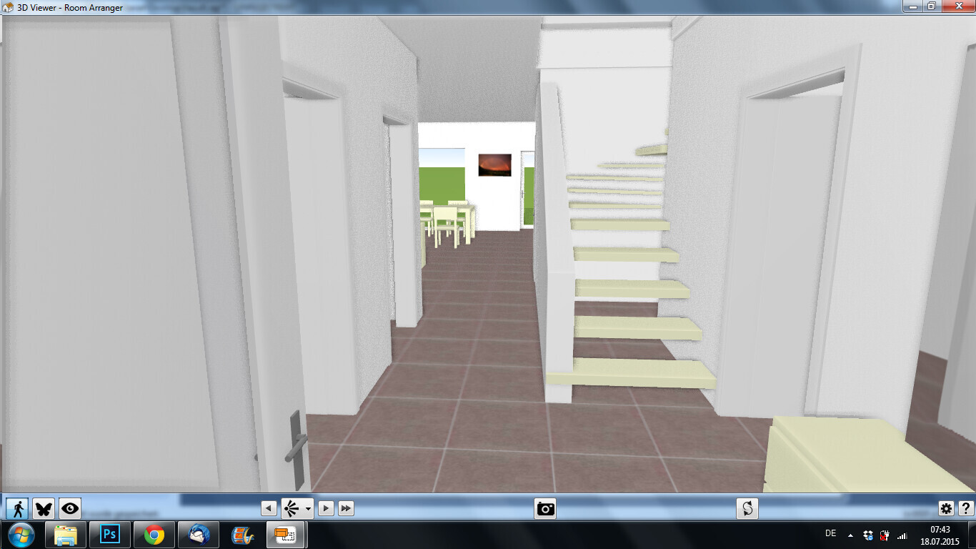 Innenansicht eines Flurs mit Treppe rechts, Blick auf Essbereich im Hintergrund