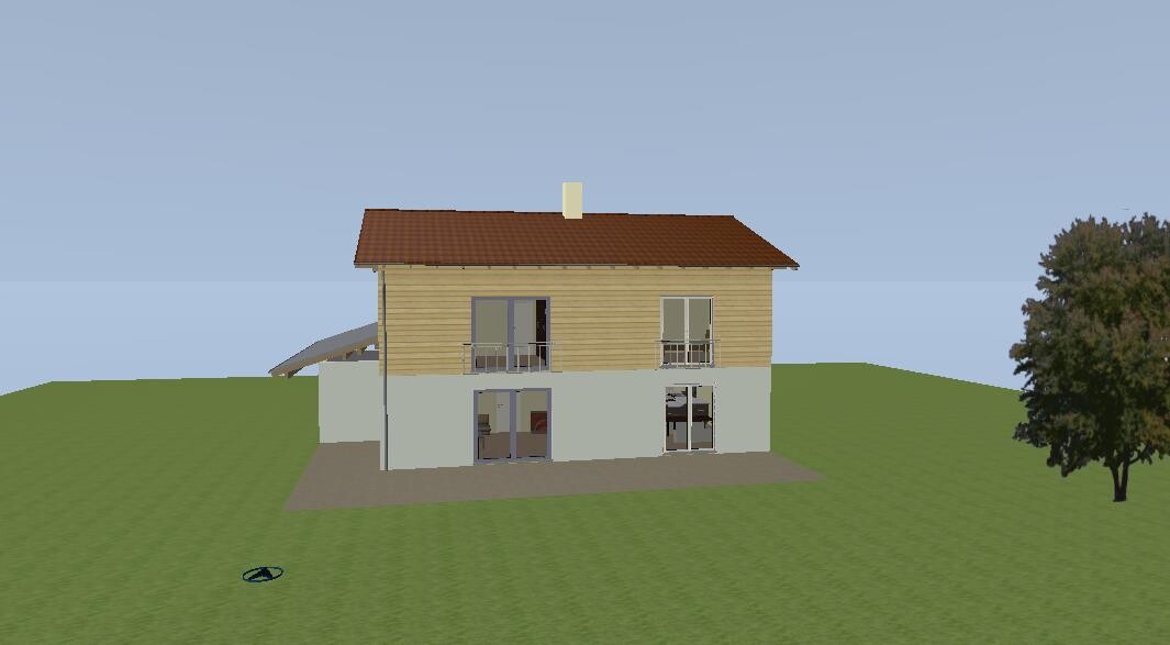 Außenansicht eines zweistöckigen Hauses mit Holzverkleidung, rotem Dach und Baum rechts