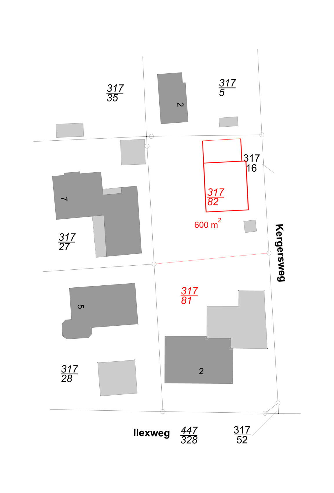Lageplan: Parzelle 317/82 rot umrissen, ca. 600 m², umgeben von Gebäuden, an Kergerweg.