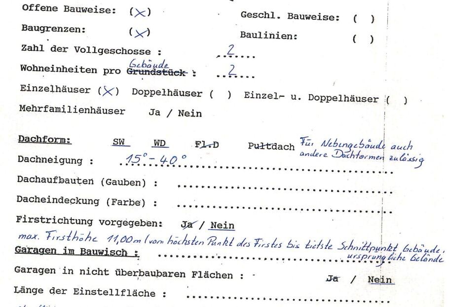 Formular zur Bauplanung mit Feldern zu Dachform, Dachneigung und Grundriss