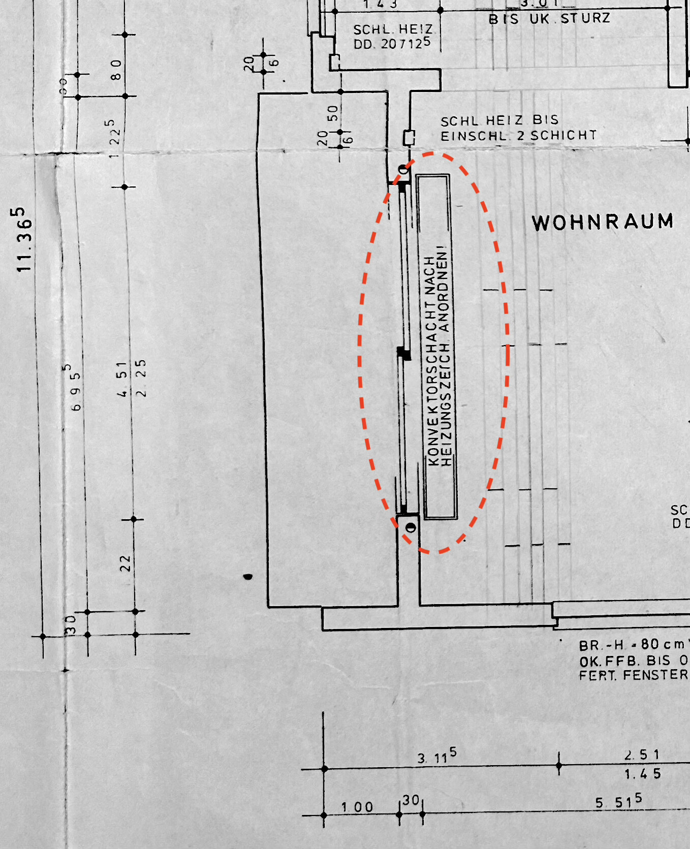 Architektur-Grundriss eines Wohnraums mit Wänden, Türen und Heizkörpern.