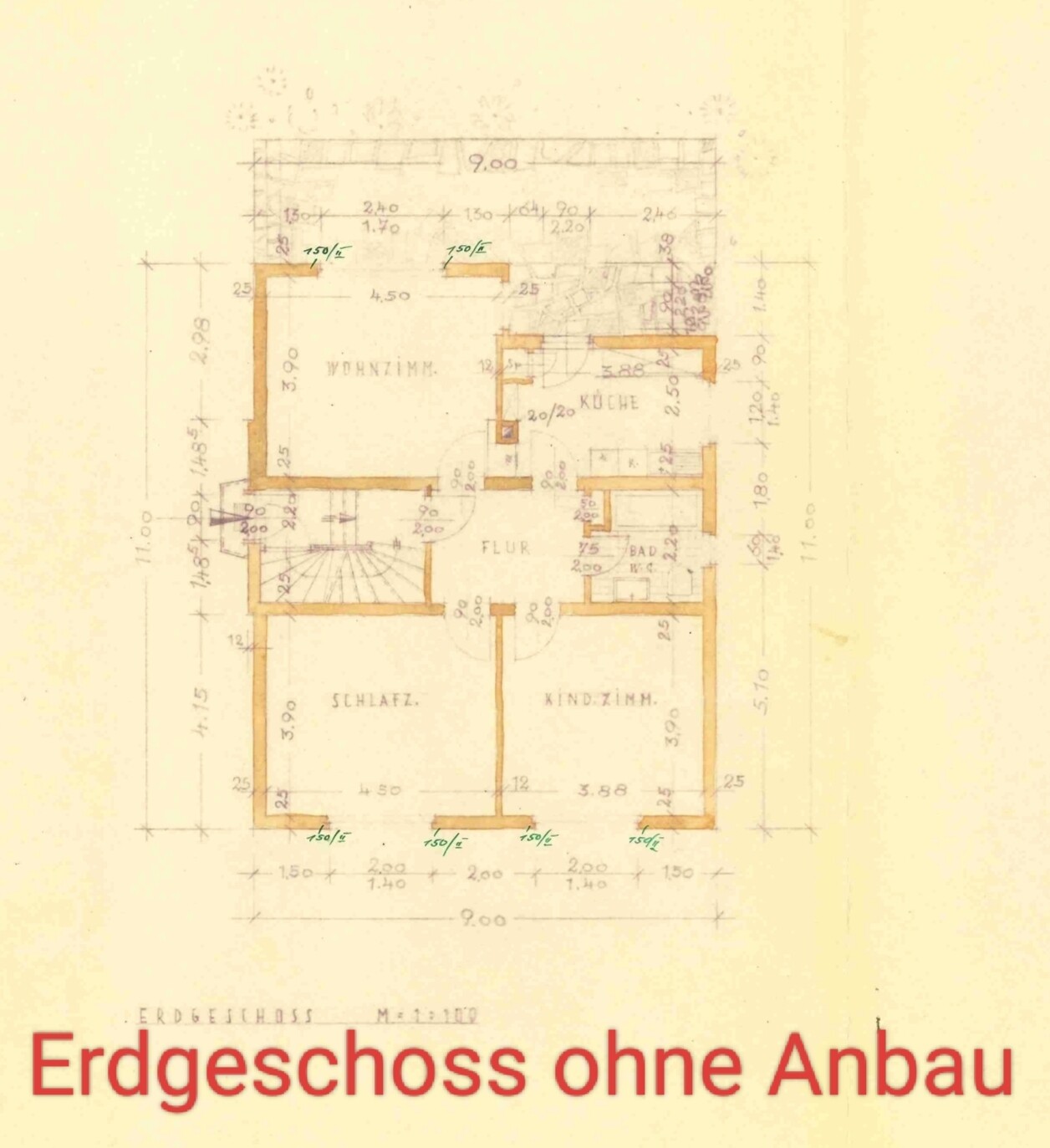 Erdgeschoss Grundriss eines Hauses mit Wohnzimmer, Küche, Flur, Bad und Schlafzimmer