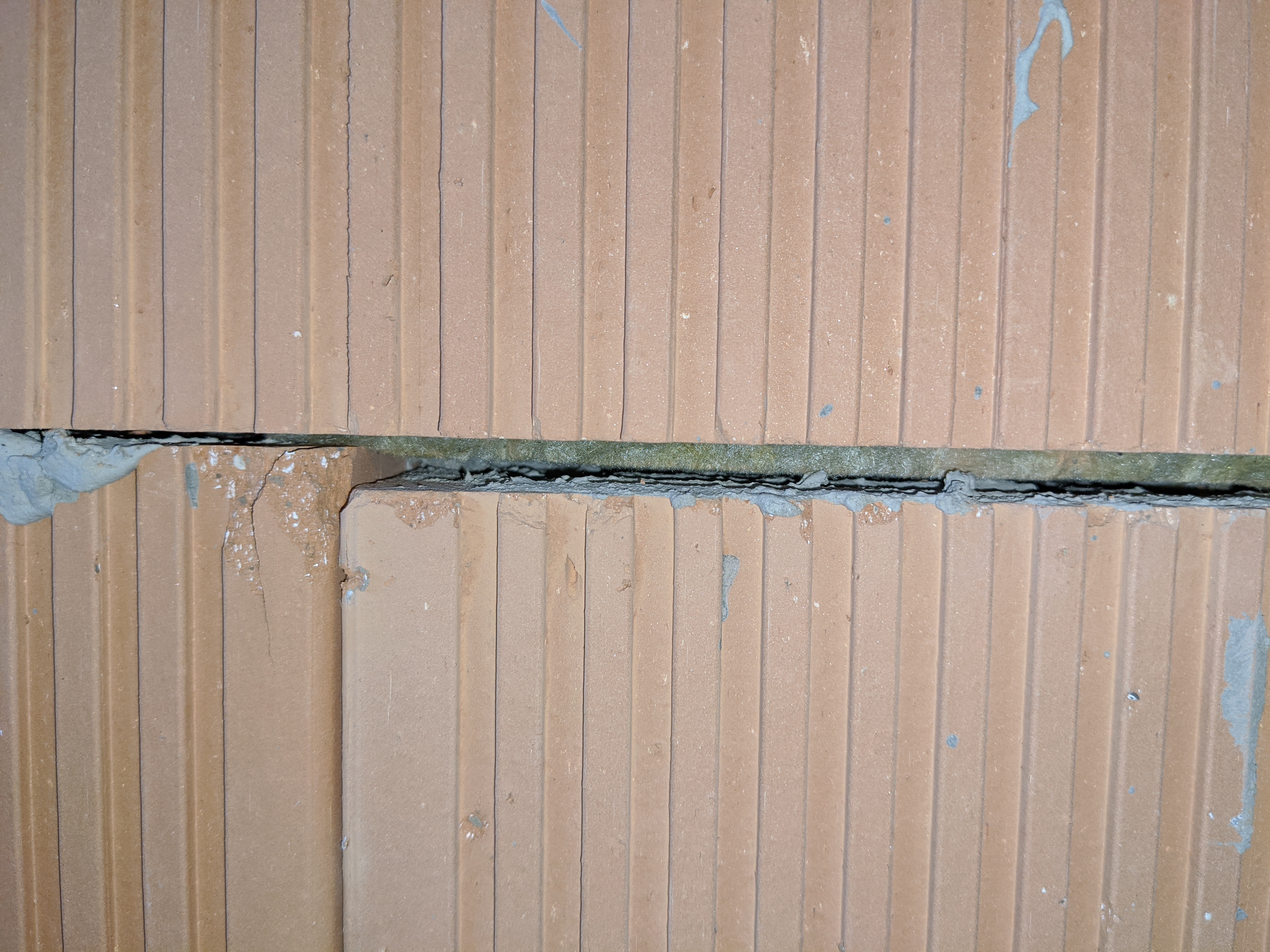 abriss-und-neuerrichtung-aussenwand-aufgrund-maengel-450952-3.jpg