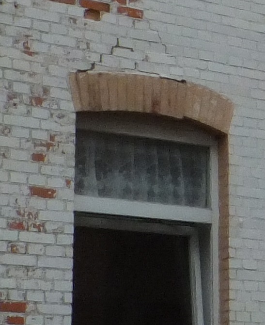 altbau-fassade-sanieren-107640-1.jpg
