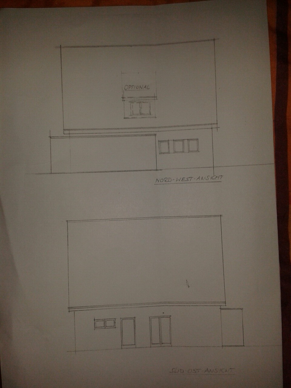 Außenansicht eines Architektenplans mit Fenster- und Türöffnungen (Nord-West/Süd-Ost)
