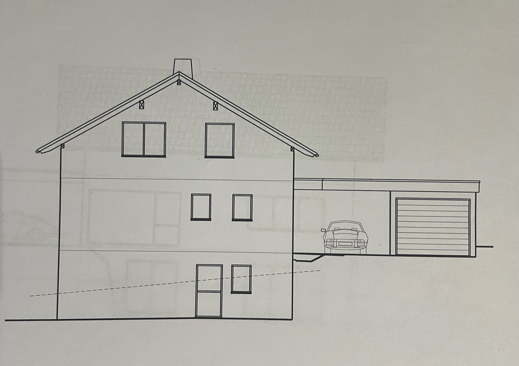 Architekten-Skizze: Zweigeschossiges Haus mit Satteldach, Anbaugarage und Auto.