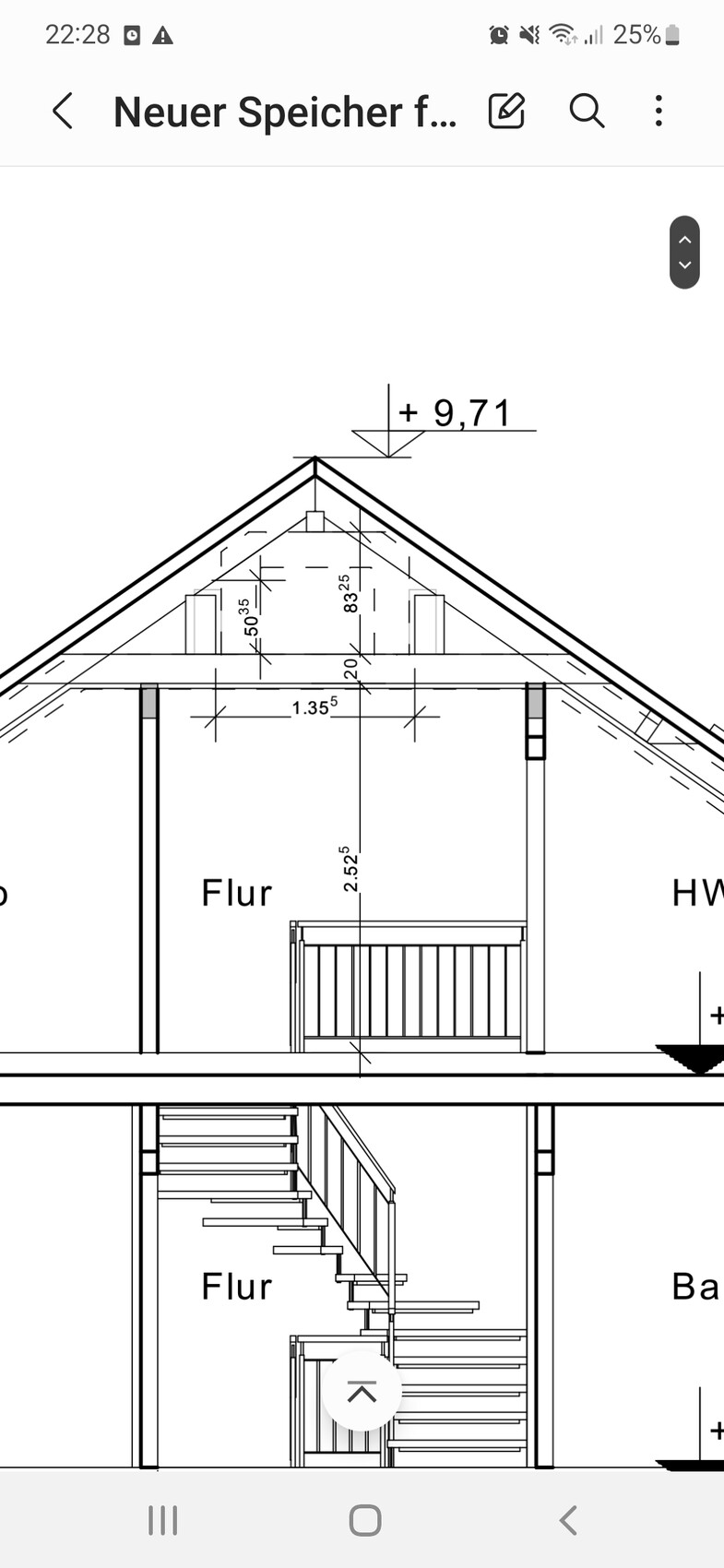 Schnitt durch ein zweigeschossiges Haus: Treppe, Flur, Dachstuhl, Maßangaben