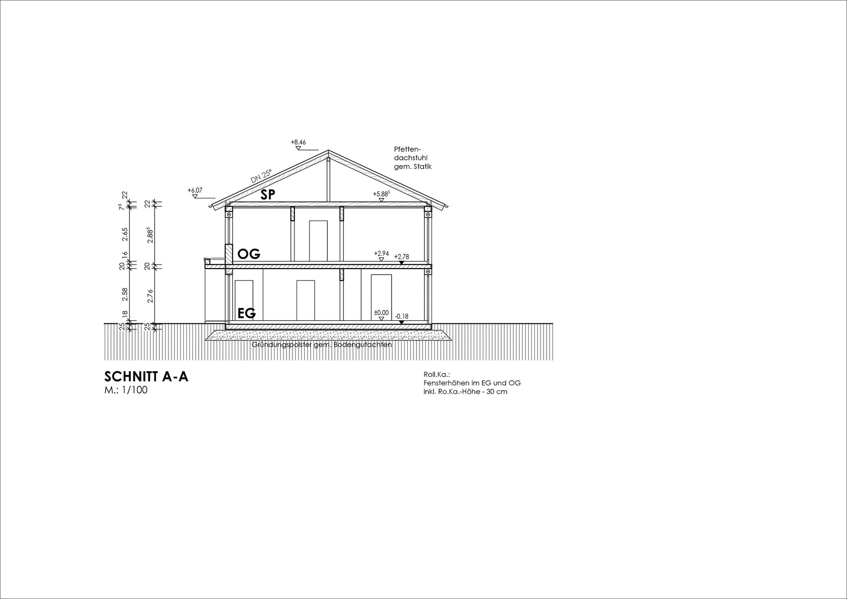 Architektur-Schnitt A-A eines dreistöckigen Hauses mit EG, OG, SP und Maßlinien.