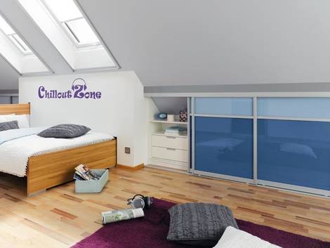 aufteilung-kleines-zimmer-starke-schraege-heizkoerper-366450-2.jpg