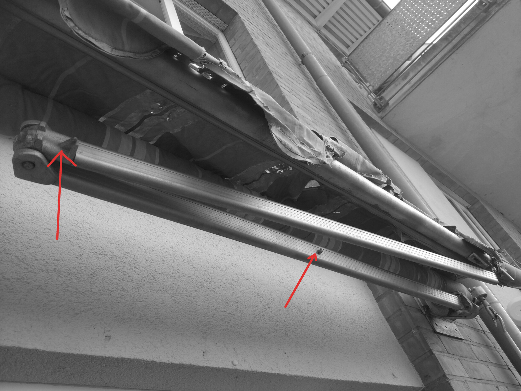 aussen-installationen-rohre-haustechnik.jpg