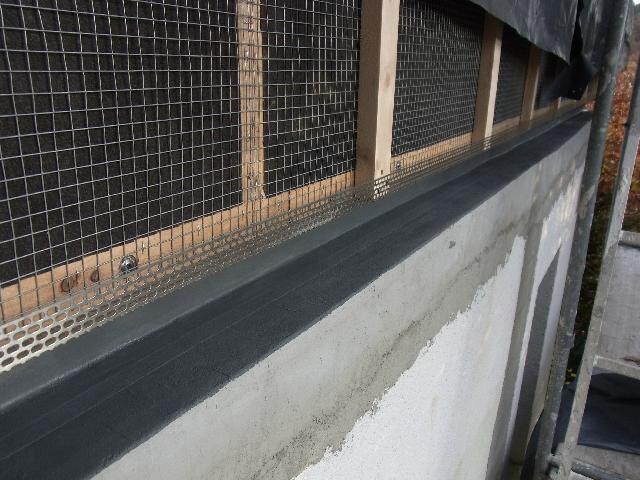 Außenwand mit Drahtgewebe zur Putzverankerung am Rohbau