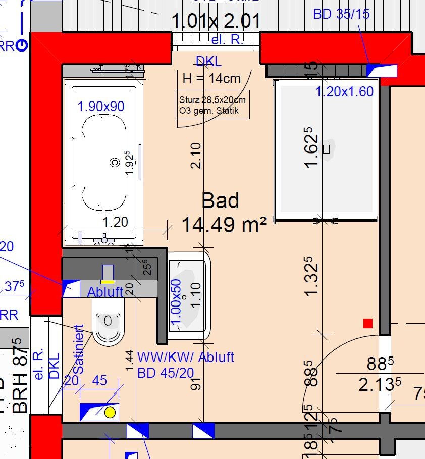 Grundriss Bad: Badewanne links, Dusche rechts, WC, Lüftung, 14,49 m².
