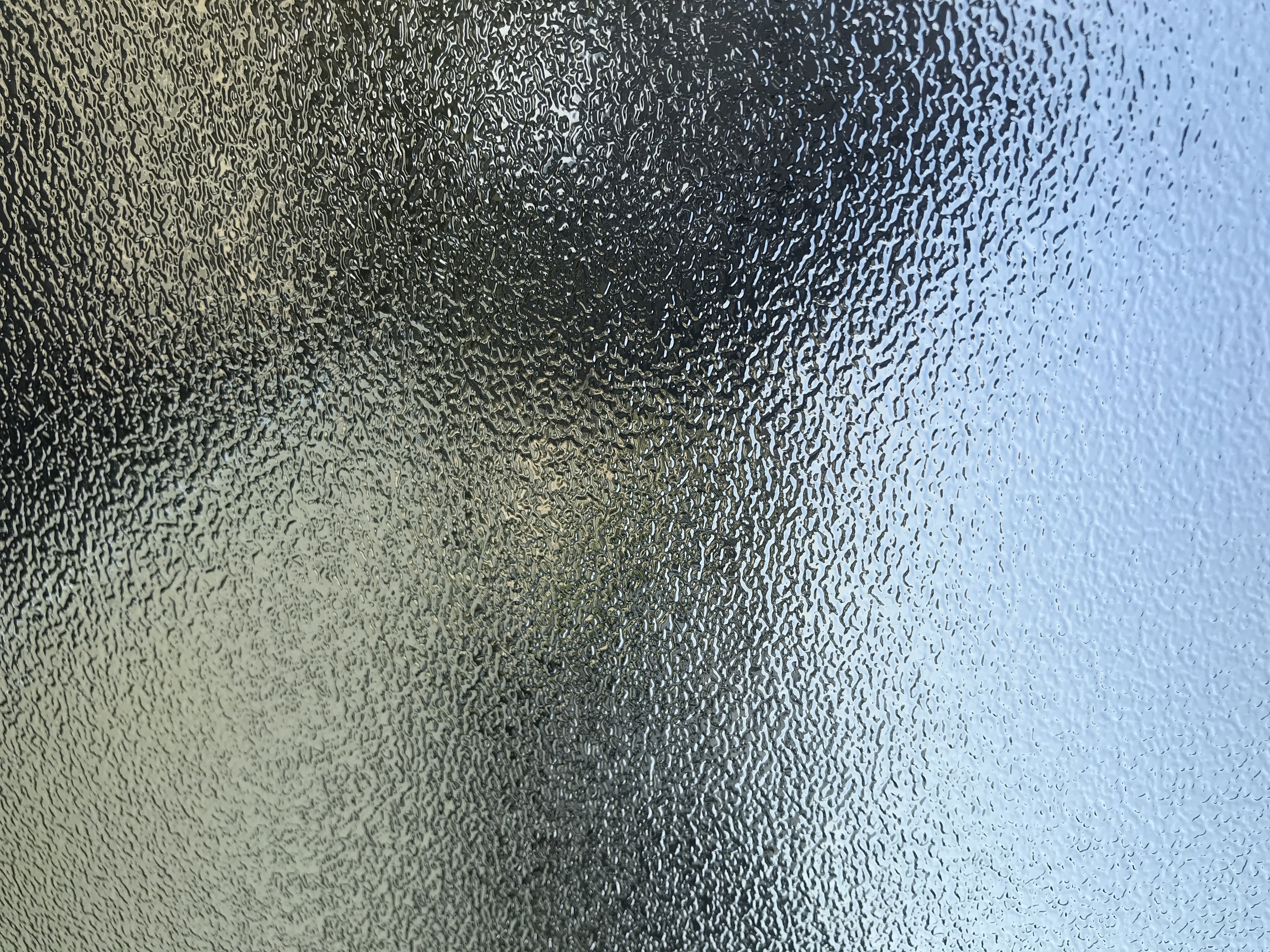 badfenster-satiniertes-glas-oder-klarglas-391171-2.JPG