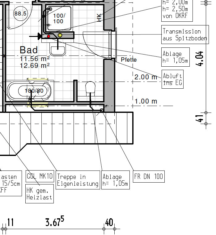 Badezimmer-Grundriss mit Badewanne, Waschbecken und Toilette im Bauplan
