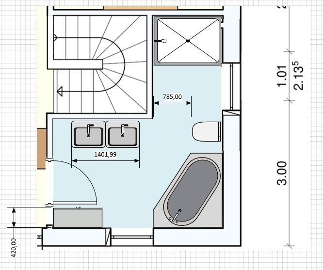 Grundriss eines Badezimmers mit zwei Waschbecken, Toilette, Dusche, Badewanne und Treppe