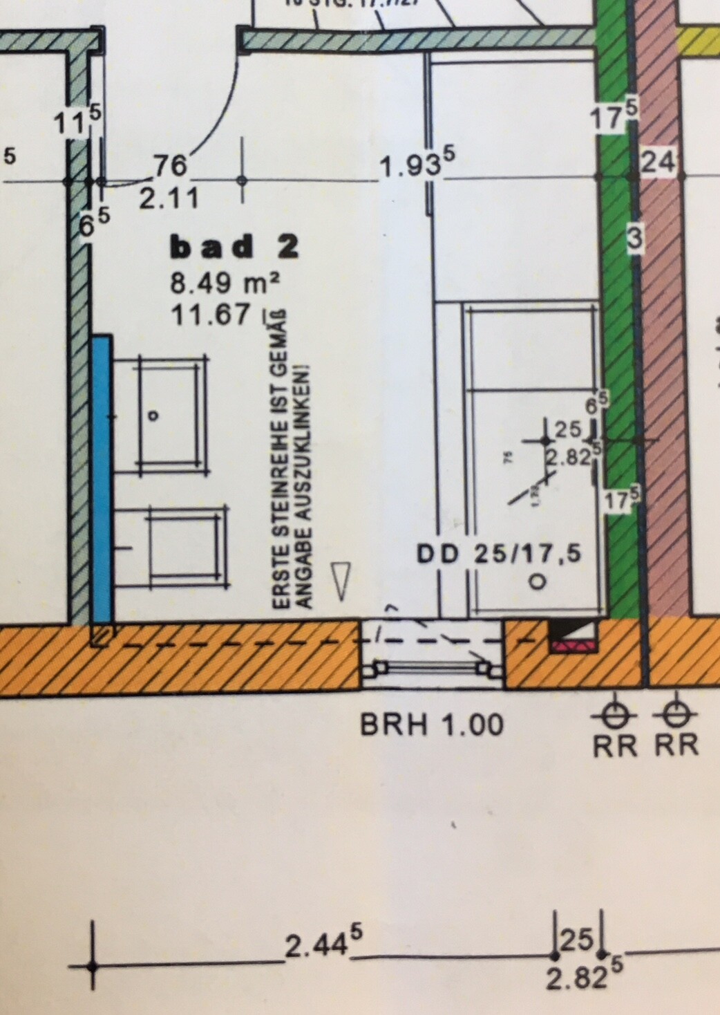 2D-Badgrundriss mit Maßen und Wandlinien im Grundrissplan
