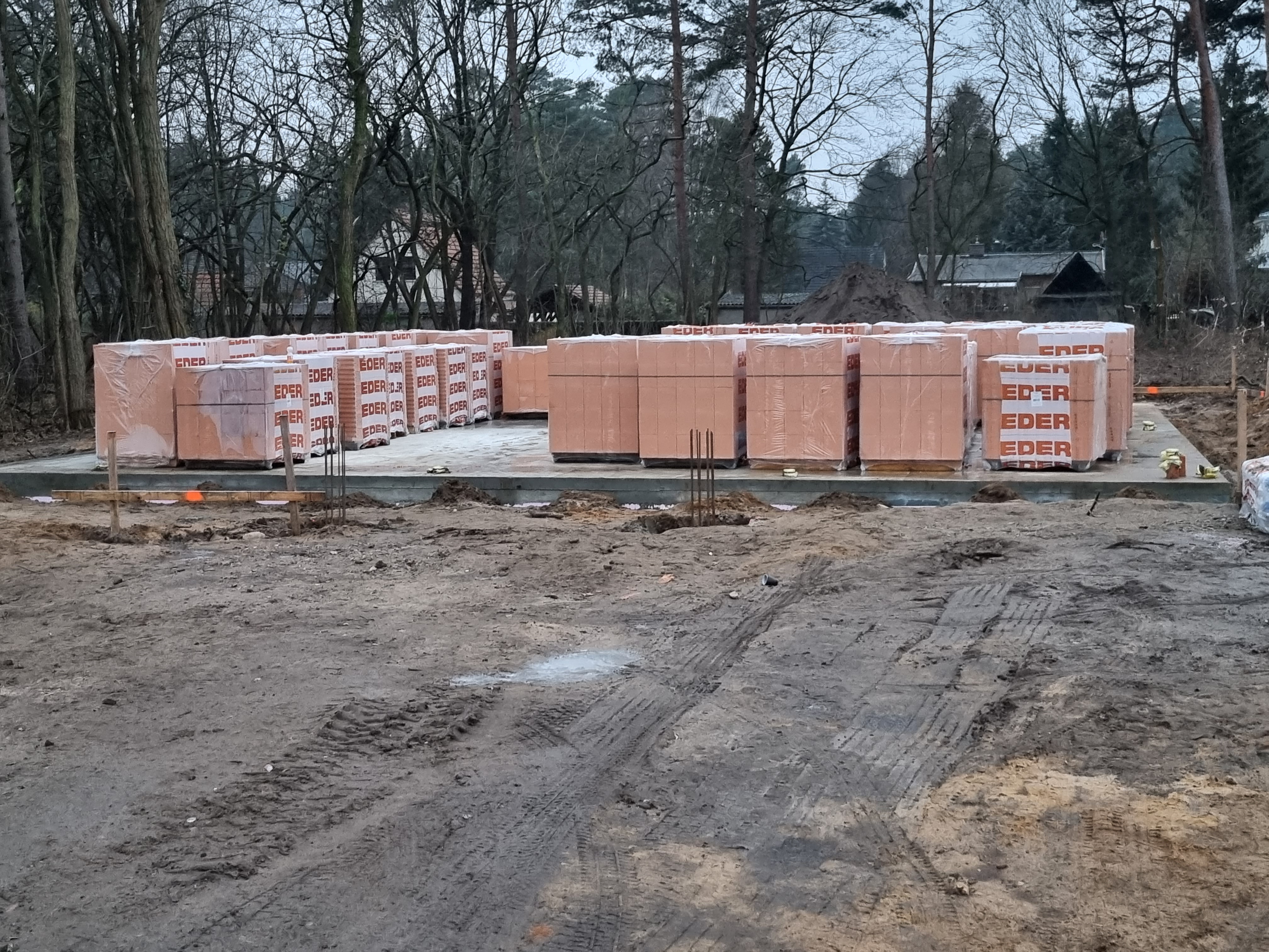 bau-eines-144-qm-bungalows-in-fichtenwalde-naehe-potsdam-544497-3.jpg