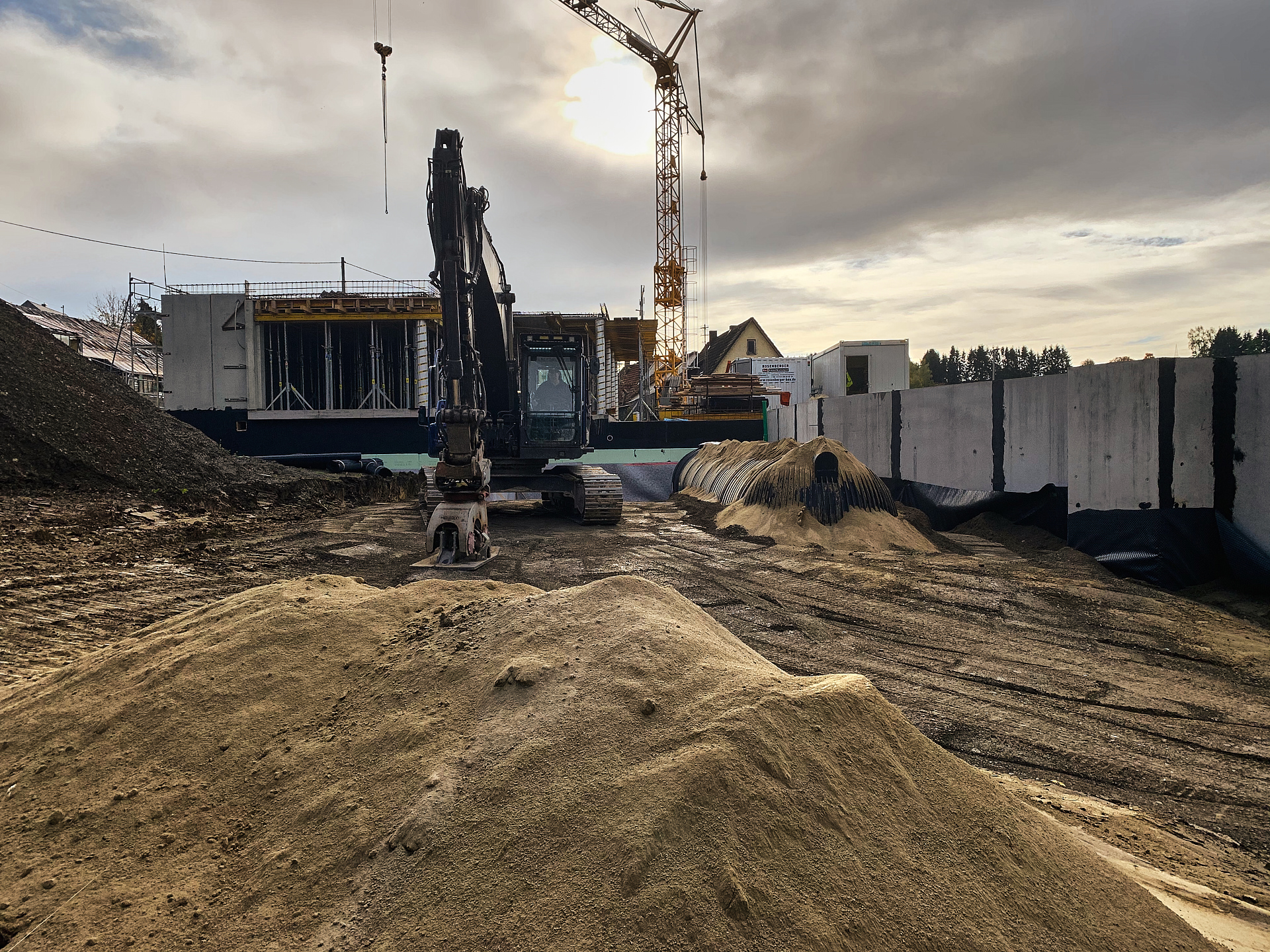 bauhaus-villa-aus-beton-mit-kerndaemmung-erfahrungen-351363-1.jpg