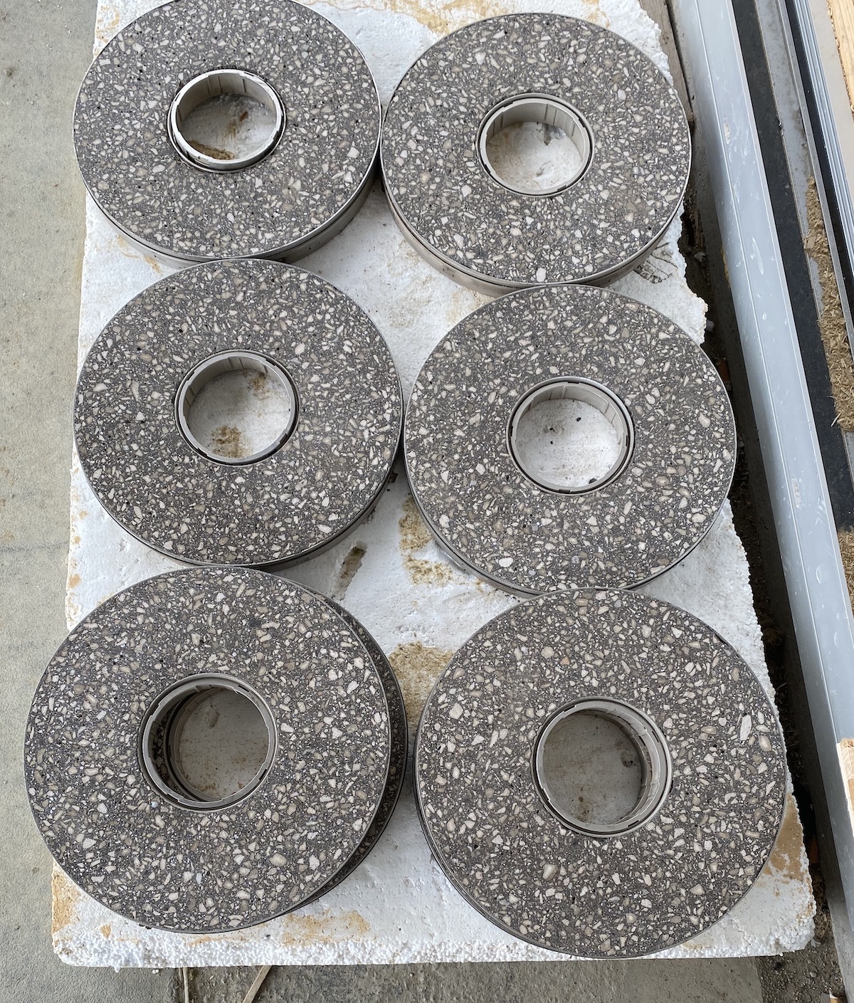 bauhaus-villa-aus-beton-mit-kerndaemmung-erfahrungen-411052-1.JPG