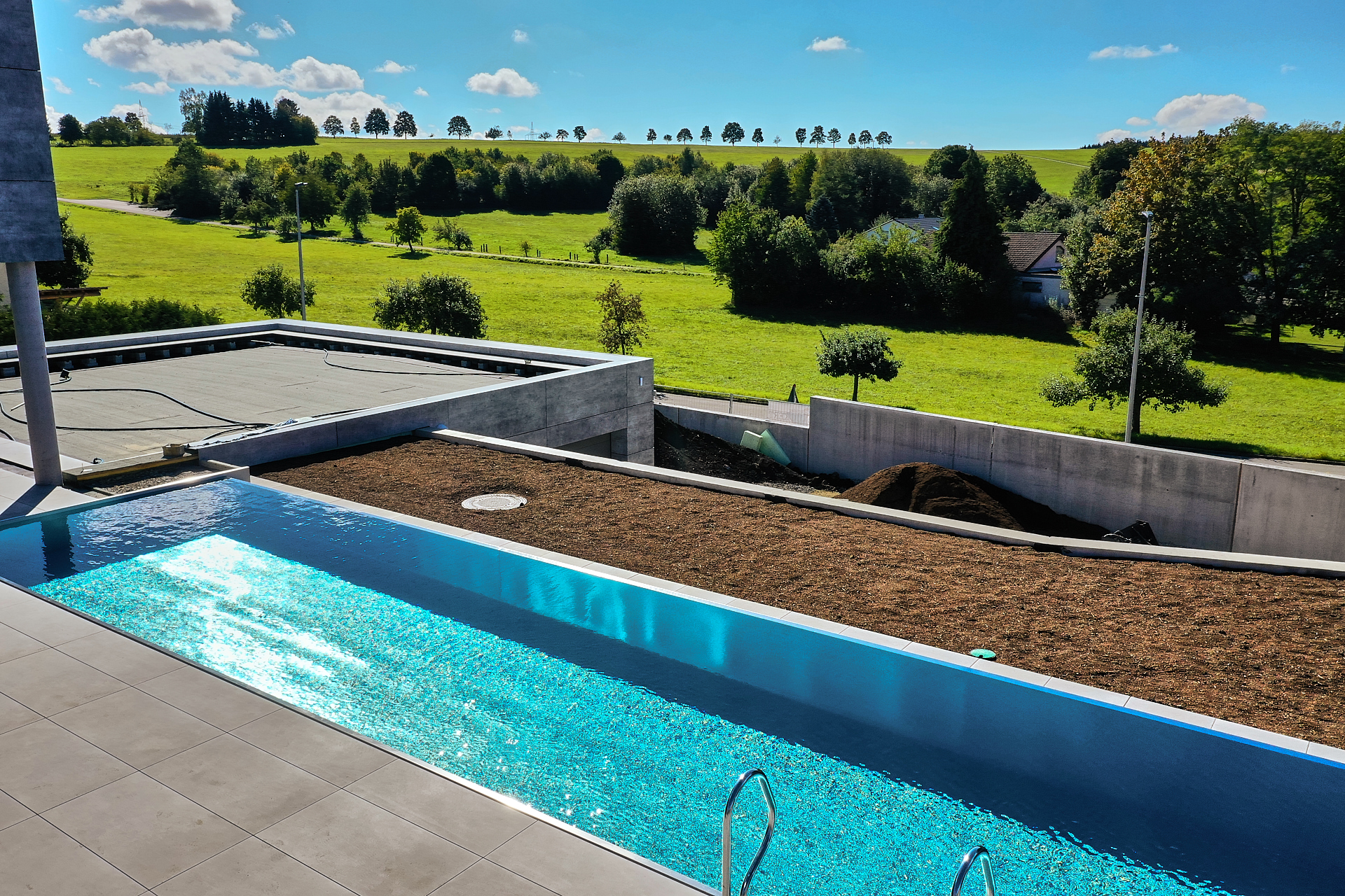 bauhaus-villa-aus-beton-mit-kerndaemmung-erfahrungen-437047-2.jpg