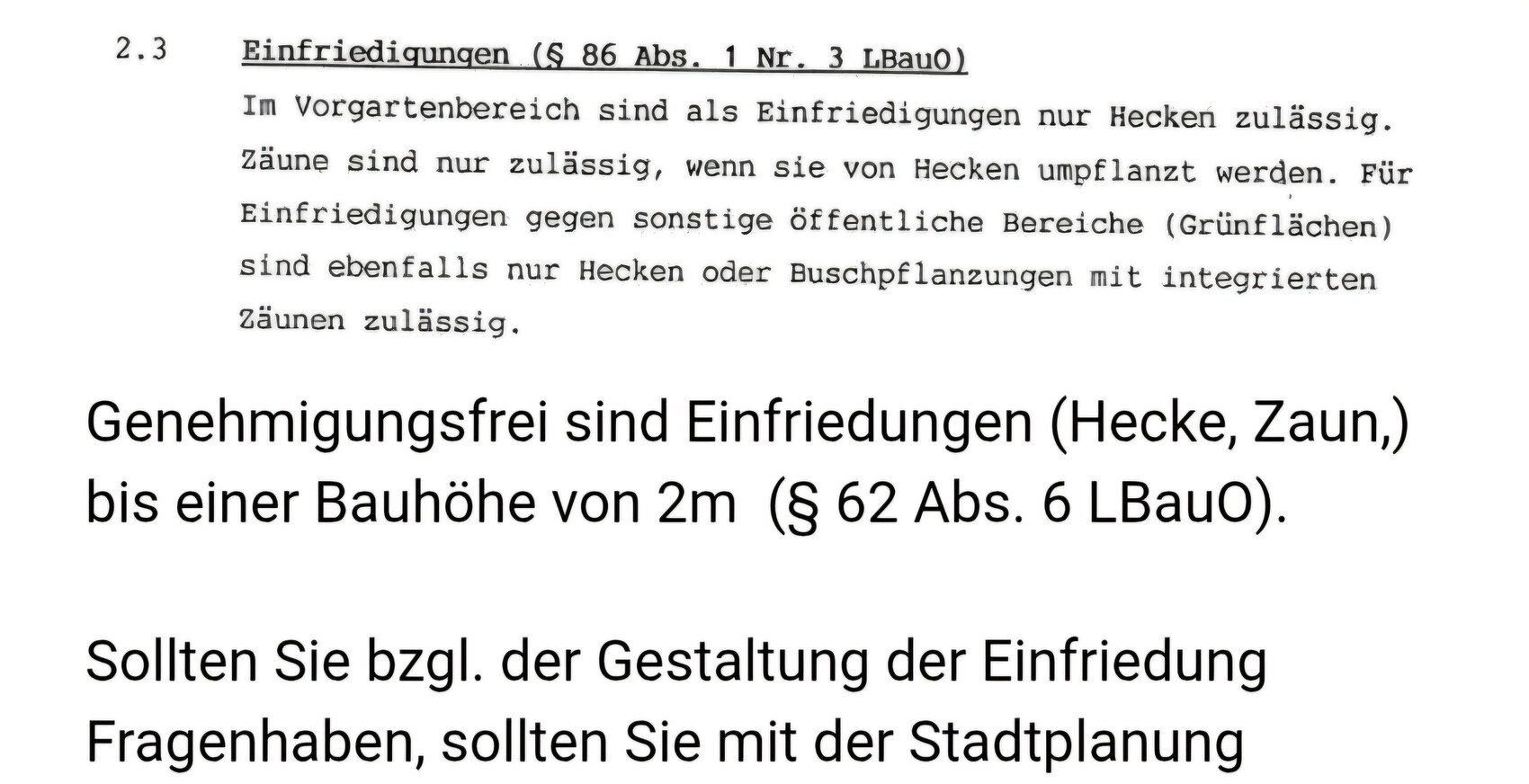 Seite mit Regeln zu Einfriedigungen: Hecke oder Zaun bis 2 m Höhe, genehmigungsfrei.