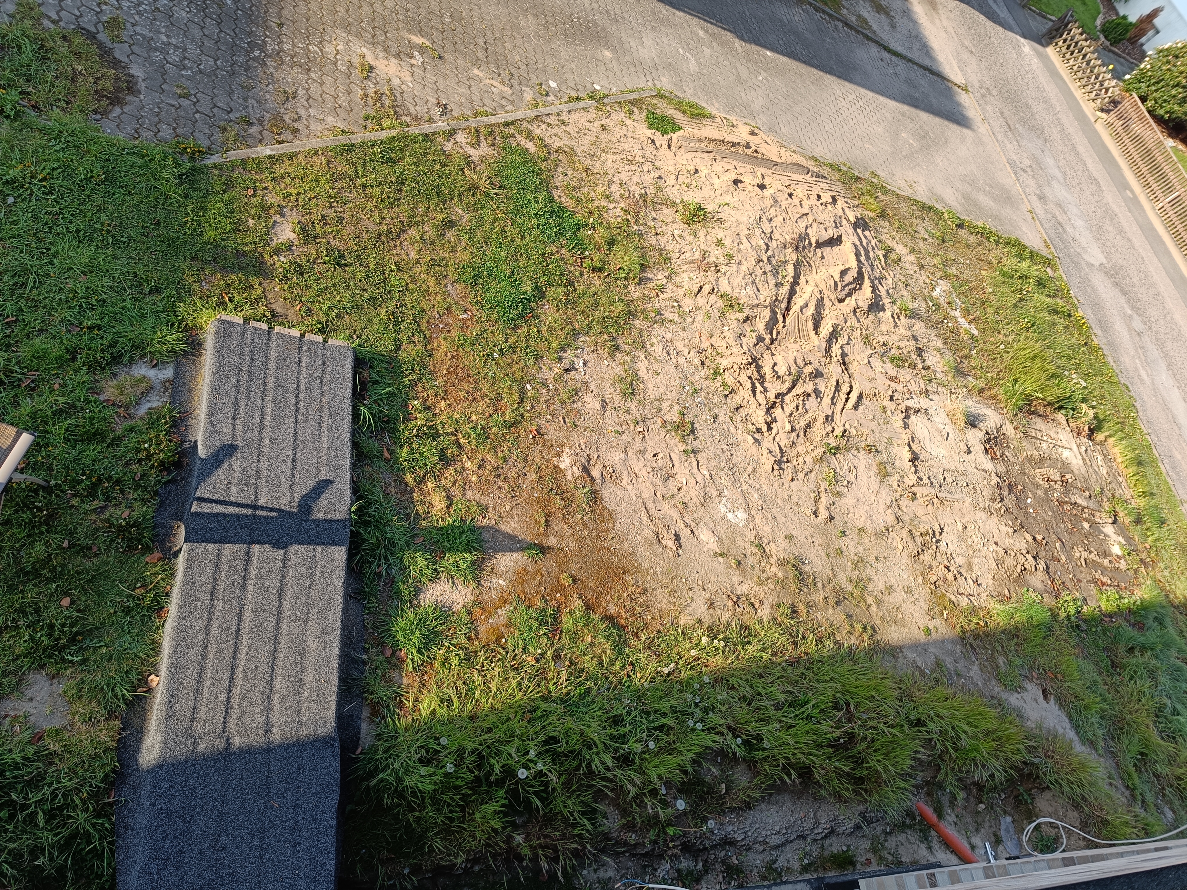 baustelle-grundstueck-rohbau-fundament-vorbereitung.jpg
