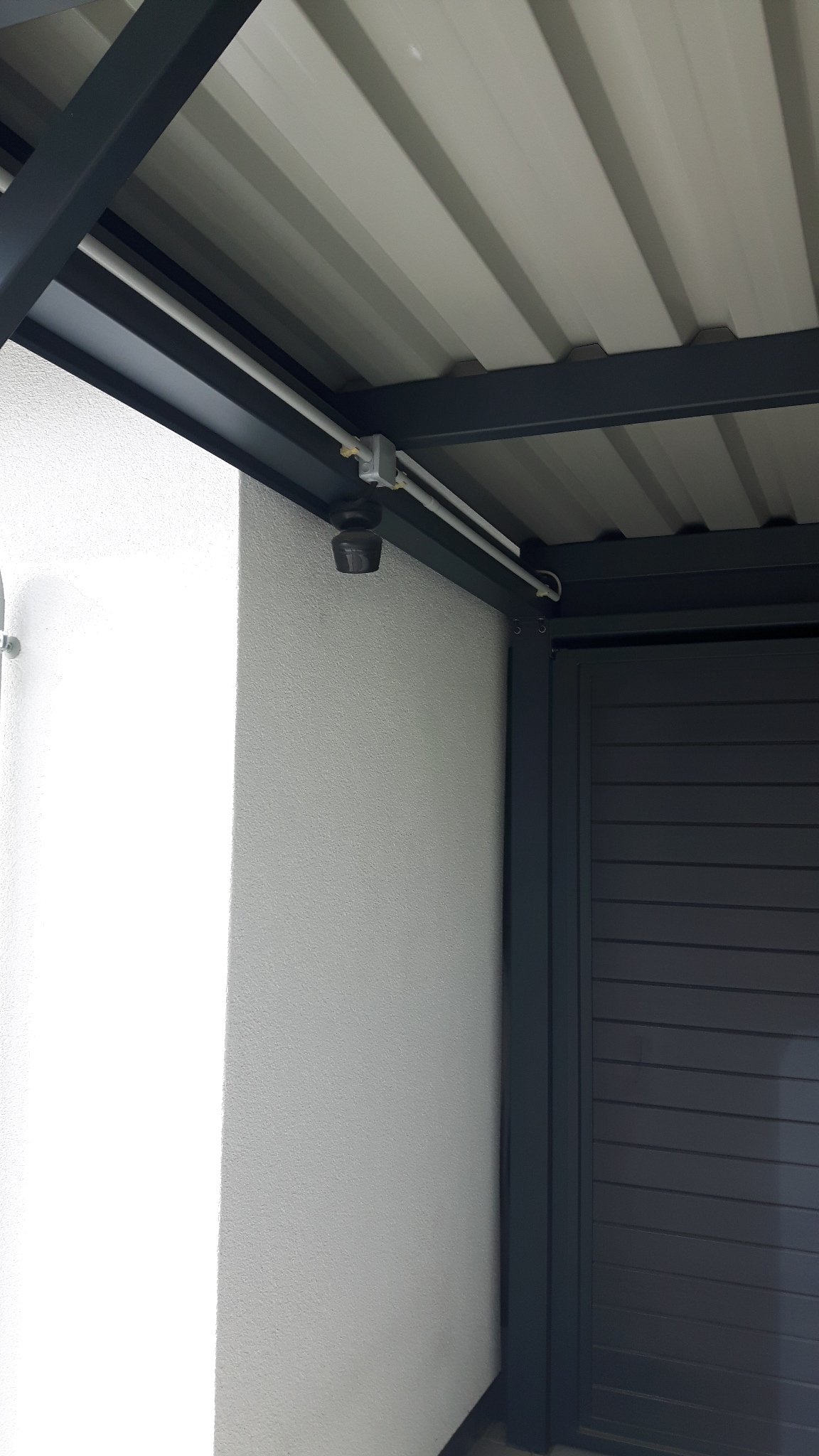 beleuchtung-carport-tipps-ideen-575925-1.jpg