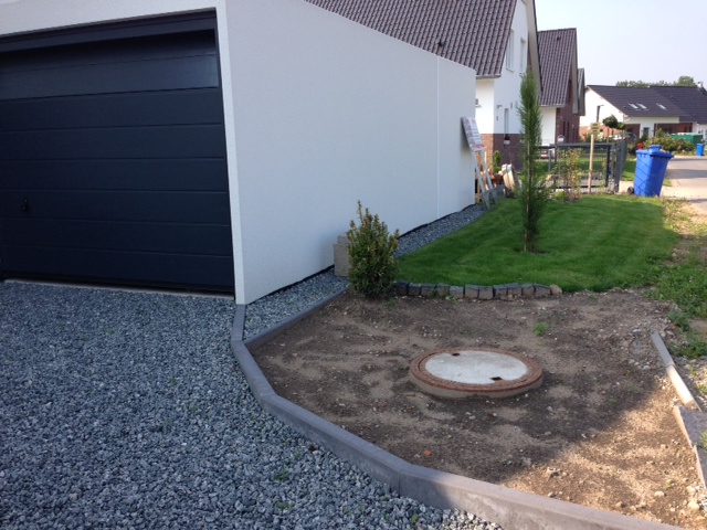 bepflanzung-an-abwasserzisterne-69331-5.JPG