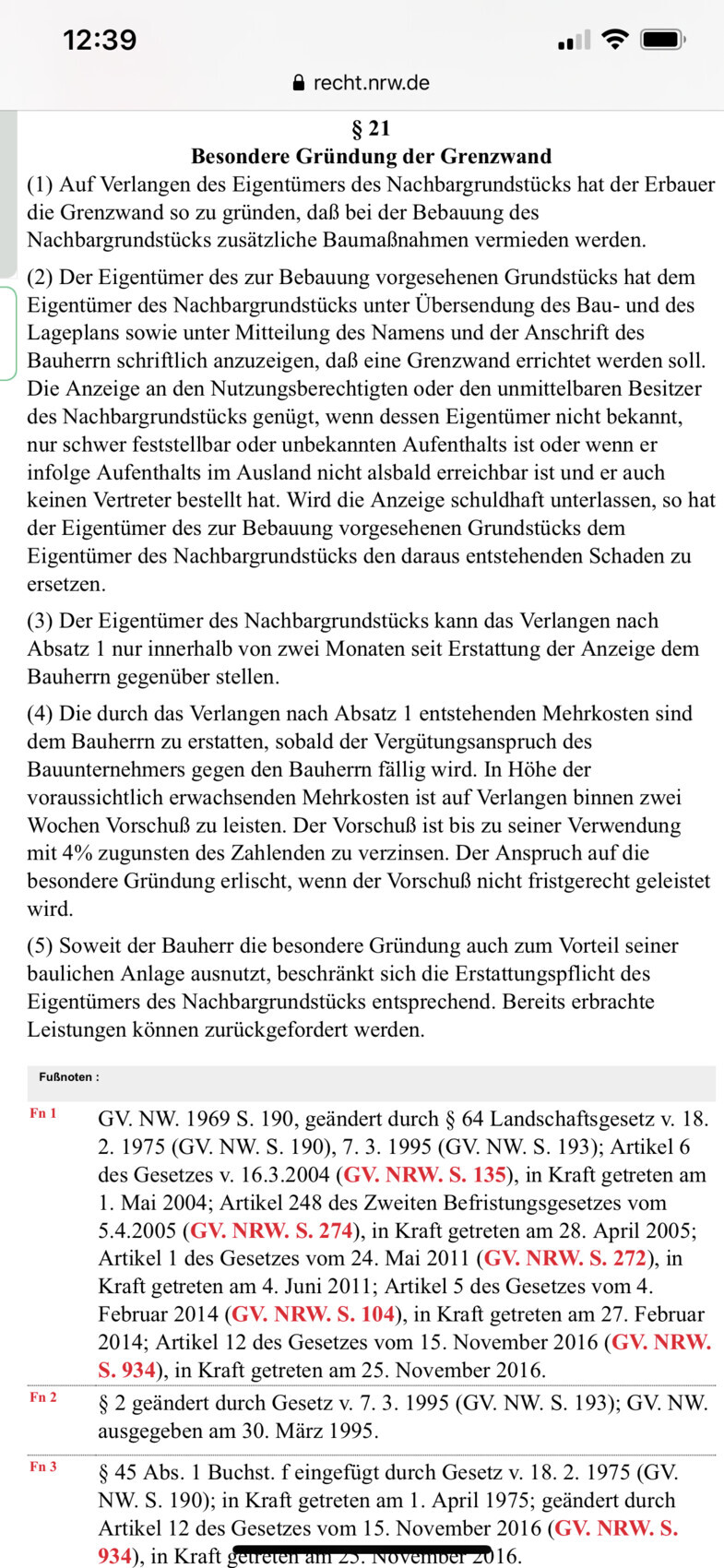 Seite aus dem Gesetzestext: § 21 Besondere Gründung der Grenzwand mit Fußnoten.
