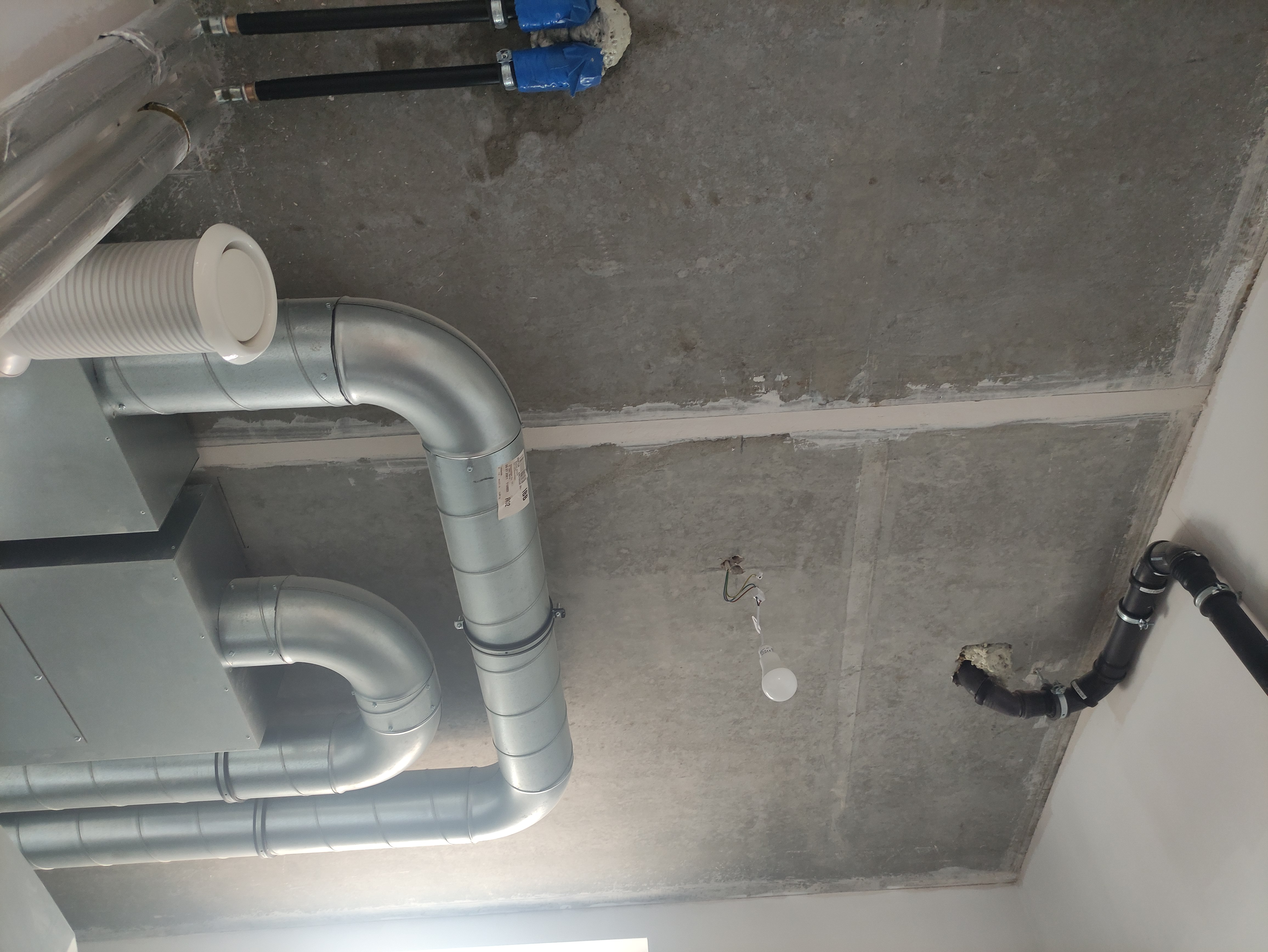 beton-filigrandecken-in-kellergeschoss-unverputzt-lassen-574086-1.jpg