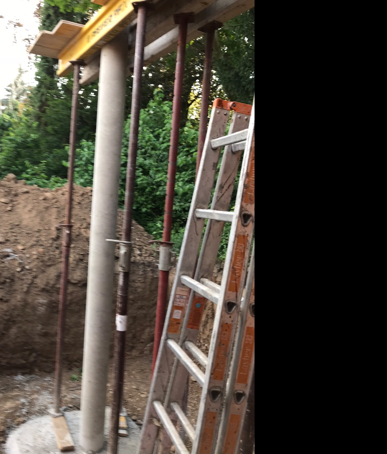 beton-saeulen-vom-balkon-wie-abdichten-350539-2.jpeg