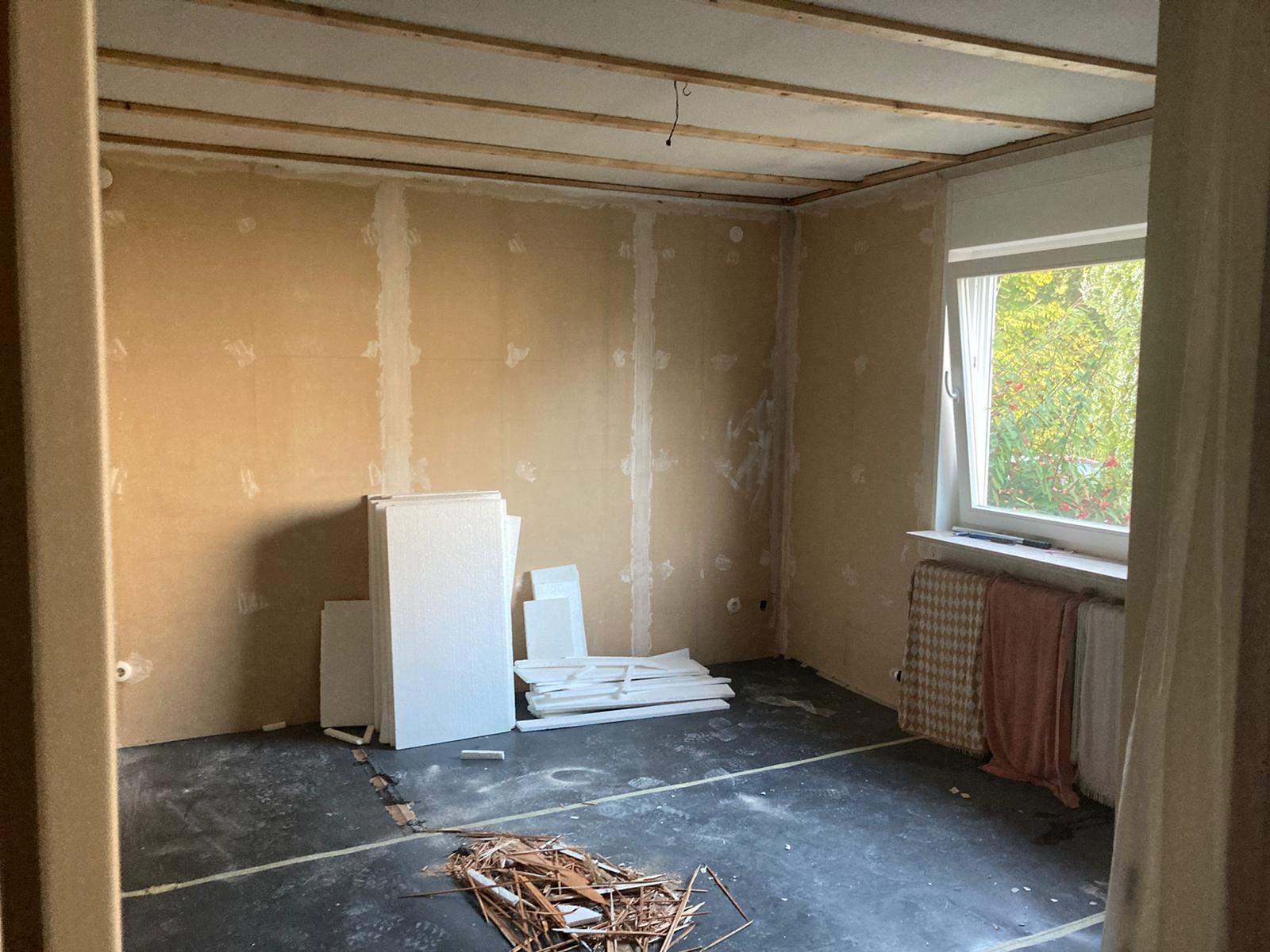 blick-unter-die-holzdecke-443632-3.jpeg