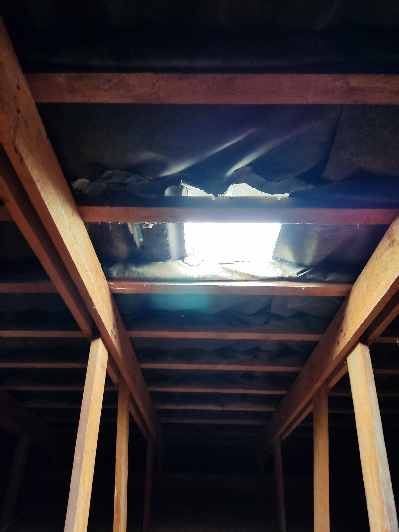 dachboden-lichtloch-dachkonstruktion.jpg