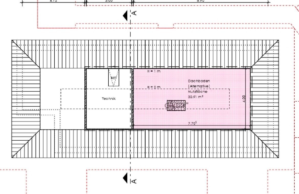 Dachgeschossplan: links Technik, rechts Dachboden (Nutzfläche 39,9 m²), pink markiert