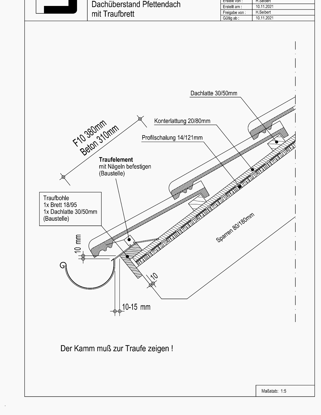 Technische Zeichnung eines Pfettendachs-Dachüberstands mit Traufbrett und Traufelement.