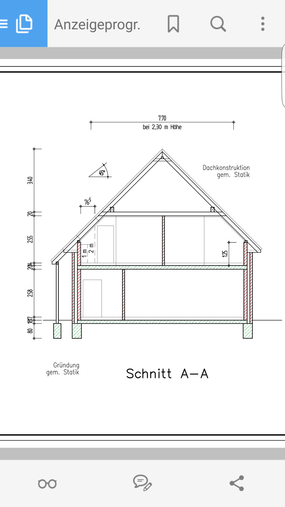Schnitt A-A durch ein Hausdach mit Dachkonstruktion, Fundamenten und Innenwänden, technische Zeichnung.