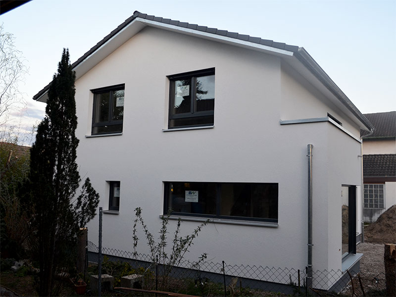 dachueberstand-beim-satteldach-als-fassadenschutz-233930-1.jpg