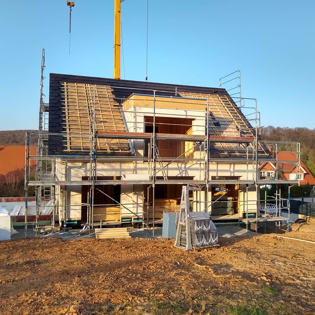 daemmmaterial-fuer-die-fassade-390393-1.jpg