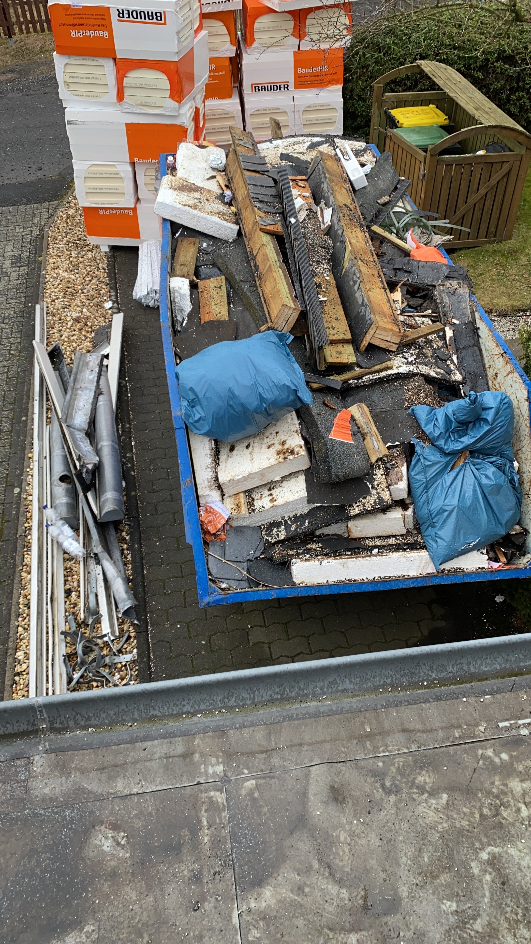 deckenputz-gerissen-am-kamin-ursache-550111-1.jpeg