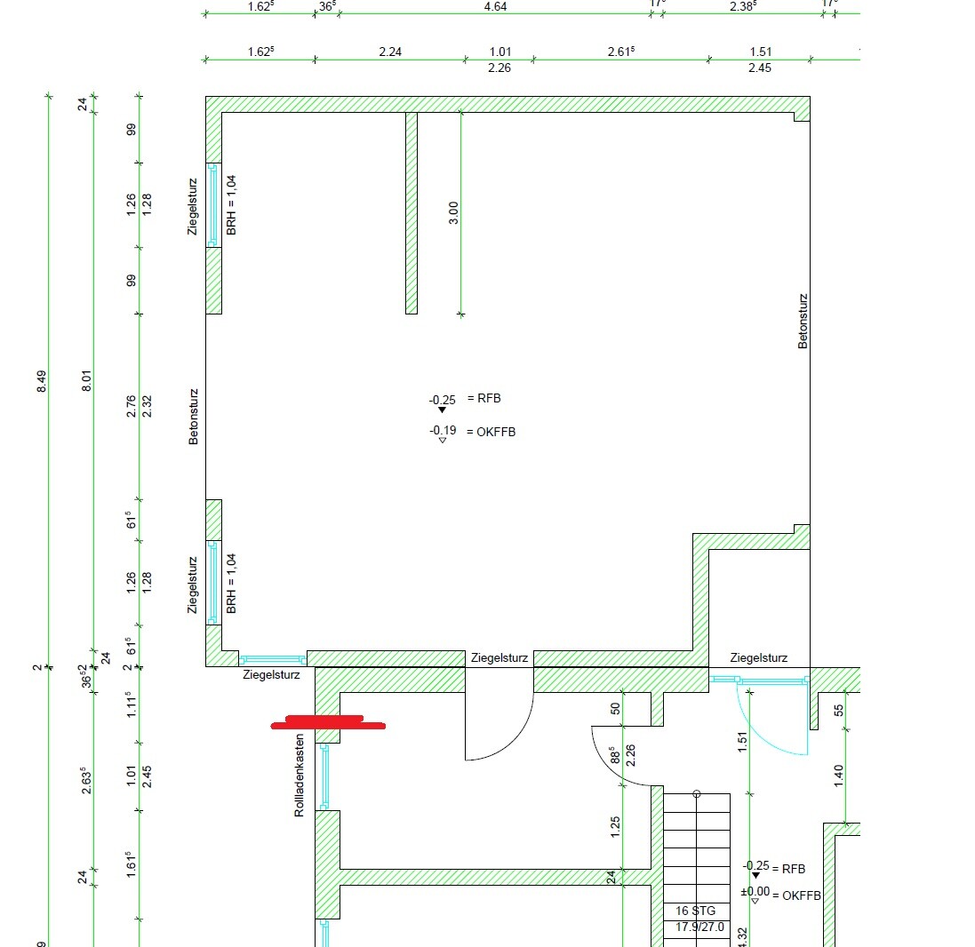Grundriss eines Innenraums mit Wänden, Türen, Stürzen aus Ziegel/Beton und Maßlinien.