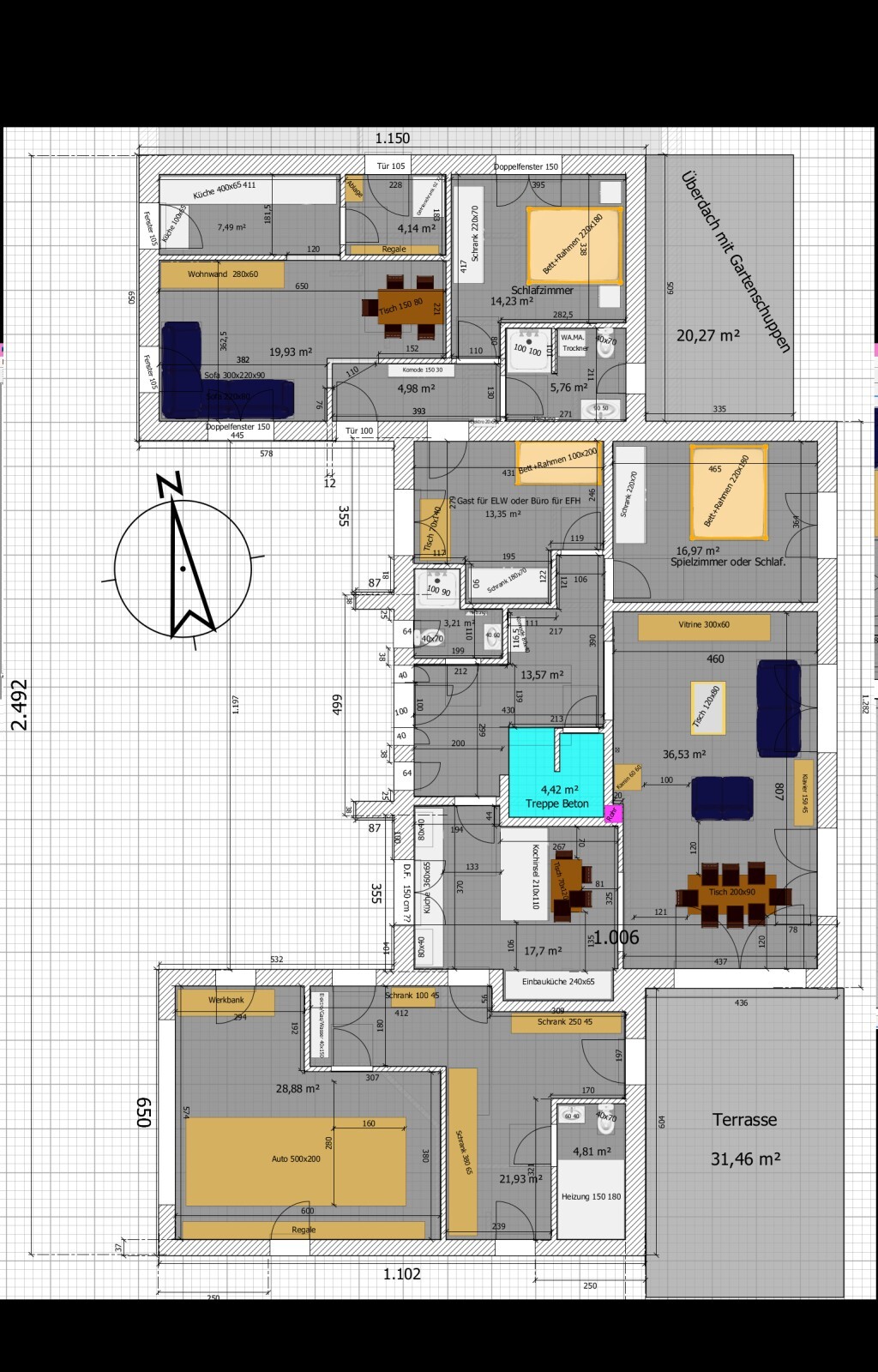 Detaillierter Grundriss eines Hauses mit Zimmern, Möbeln, Terrasse und Garten.