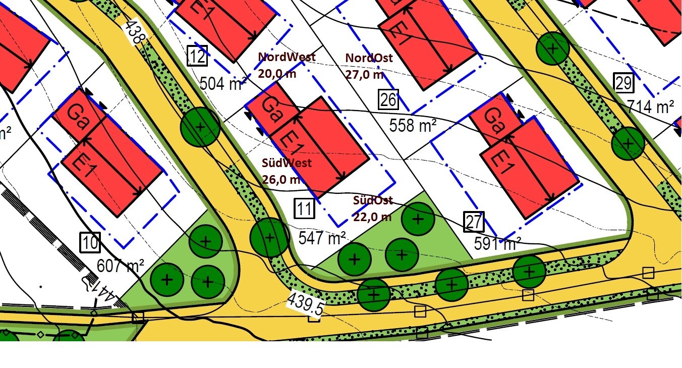 Lageplan einer Siedlung: rote Häuser, gelbe Straßen, grüne Bäume, blaue Linien, Flächenangaben.