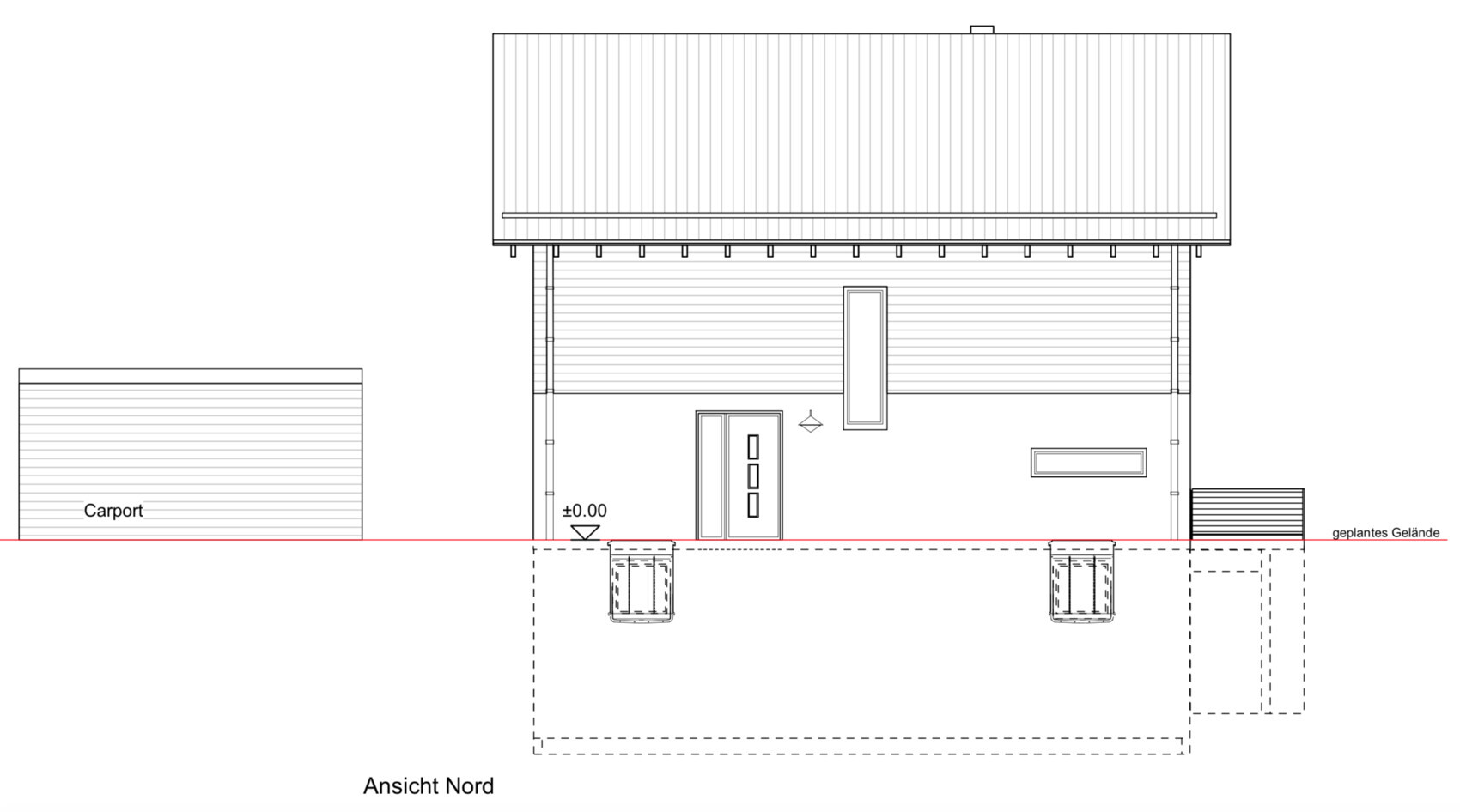 Nordansicht eines Hauses mit großem Dach, Carport links, Tür und Fenster, Gelände markiert.