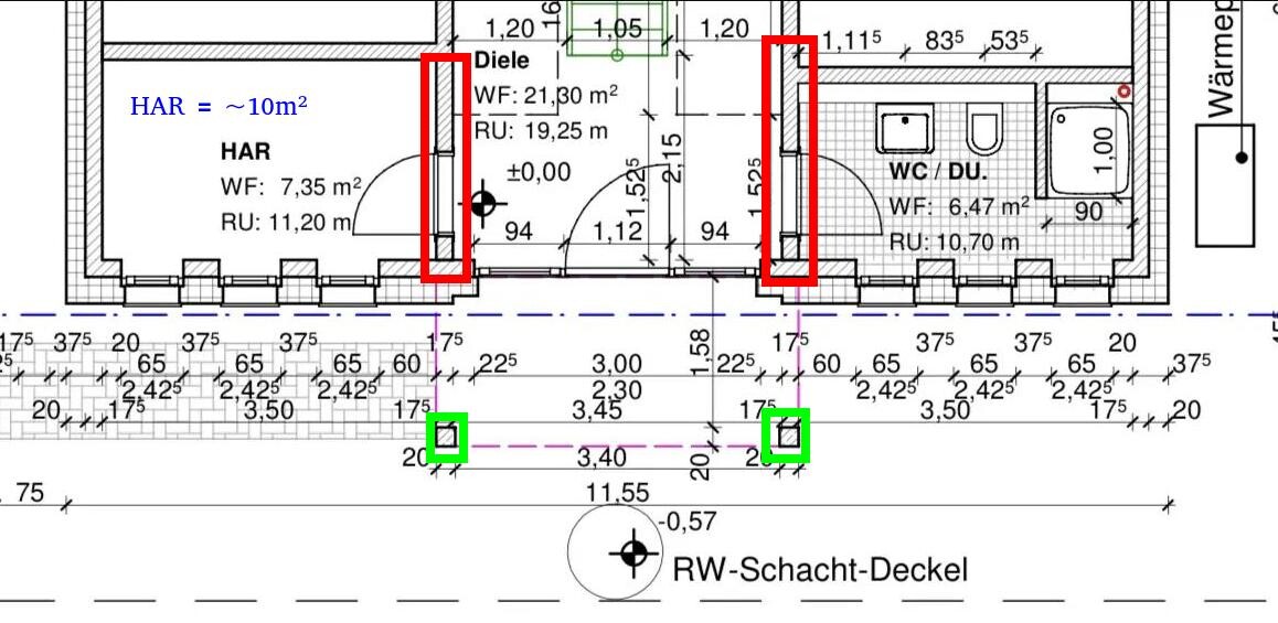 2D-Grundriss eines Wohnhauses mit WC/Dusche, Flur und Türpositionen im Plan