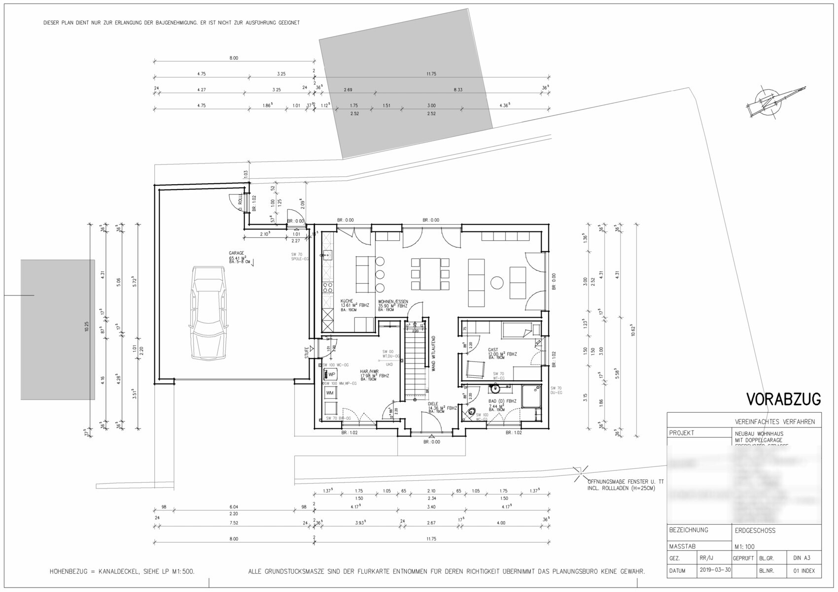 Grundriss Erdgeschoss mit Garage, offener Wohn- und Essbereich, Küche, Flur, Bad und Gästezimmer.