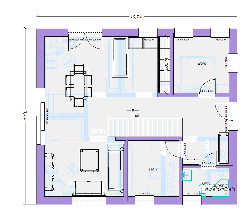 Grundriss: Treppe in der Mitte, Büro rechts, HAR links unten, Esstisch links oben.