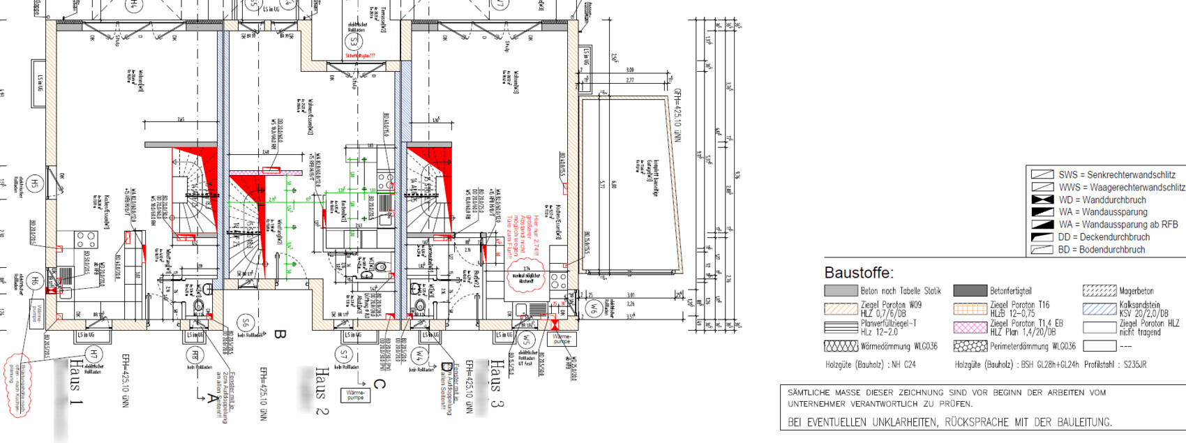 Architektur-Grundriss eines Gebäudes mit Wänden, Treppen, Maßangaben und Legende.
