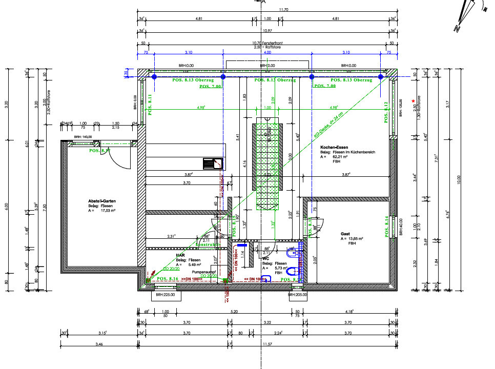 Grundriss eines Hauses: Küche, Essen, Gästezimmer, Abstellraum, Türen, Maße