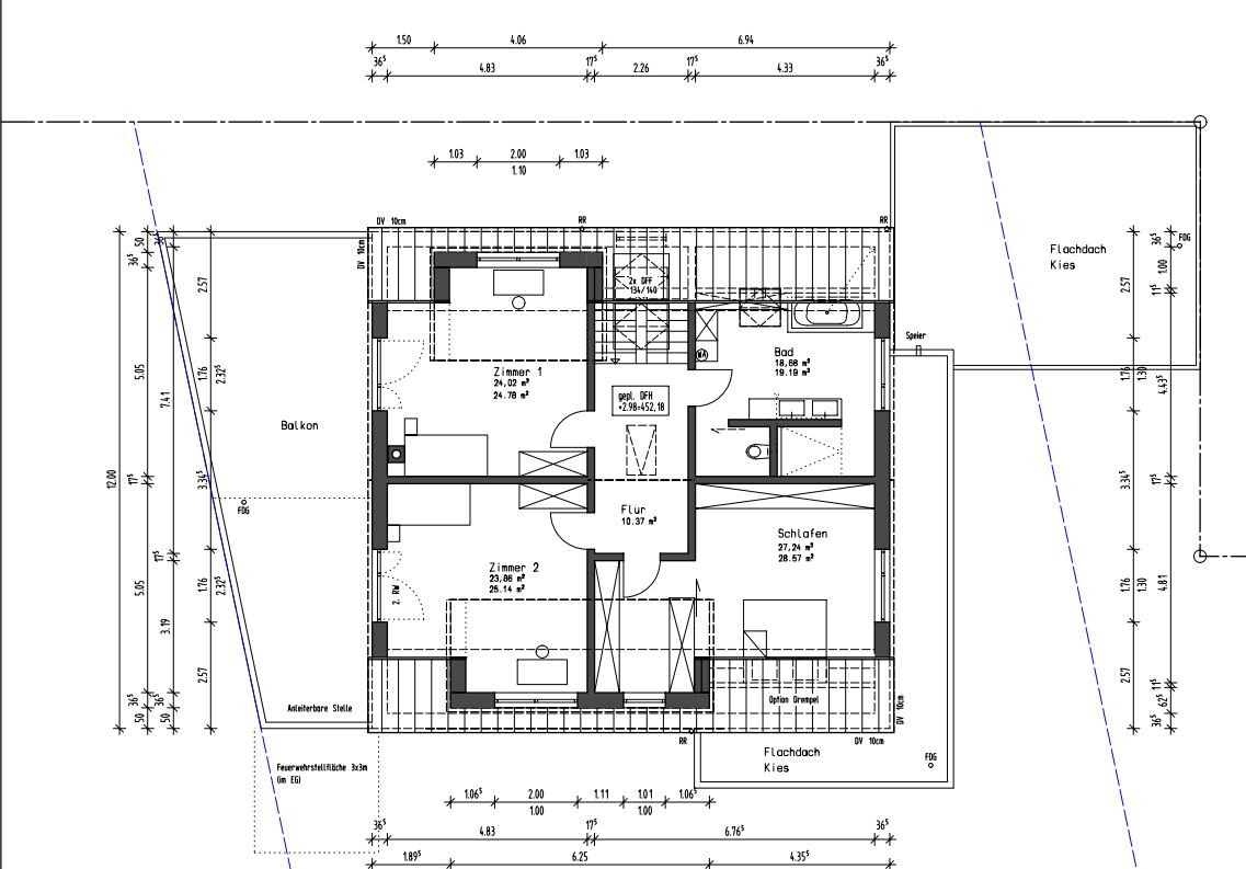 Dachgeschoss-Grundriss mit Balkon, Flur, zwei Zimmer, Schlafzimmer und Bad.